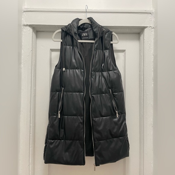 Zara black vegan (faux) leather puffer vest. Excellent condition. - Picture 3 of 15
